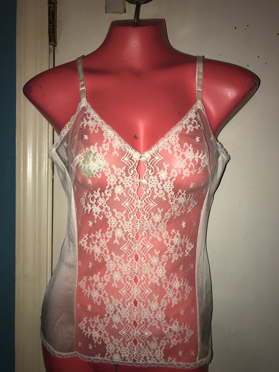 Vintage Chantilly Maidenform cami -Gorgeous light - Depop