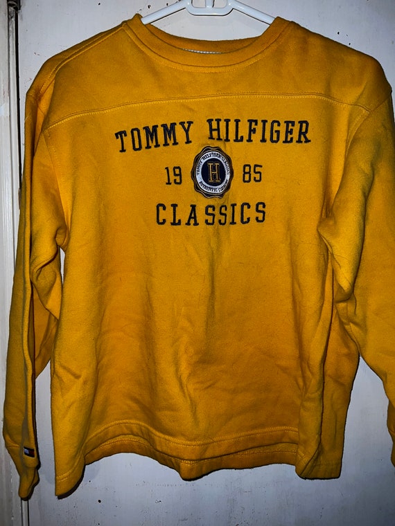 Vintage 90's Kids Tommy Hilfiger Sweatshirt. Kids 