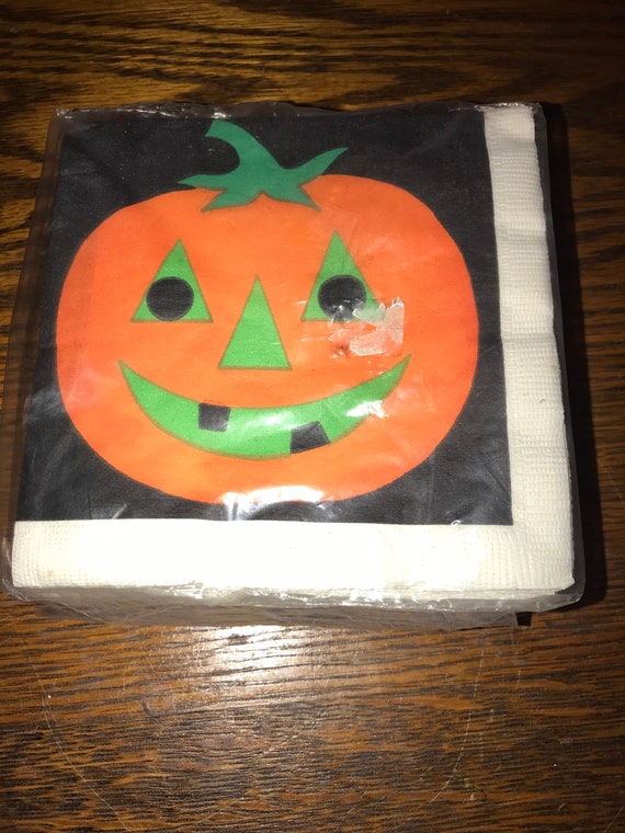 Vintage 1980’s Halloween Cocktail Napkins. Halloween Party Decor.