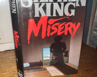 Vintage Book, Misery by Stephen King. Horror, Thriller Misery Hardback Book, 1987 Stephen King Misery, Scary Book