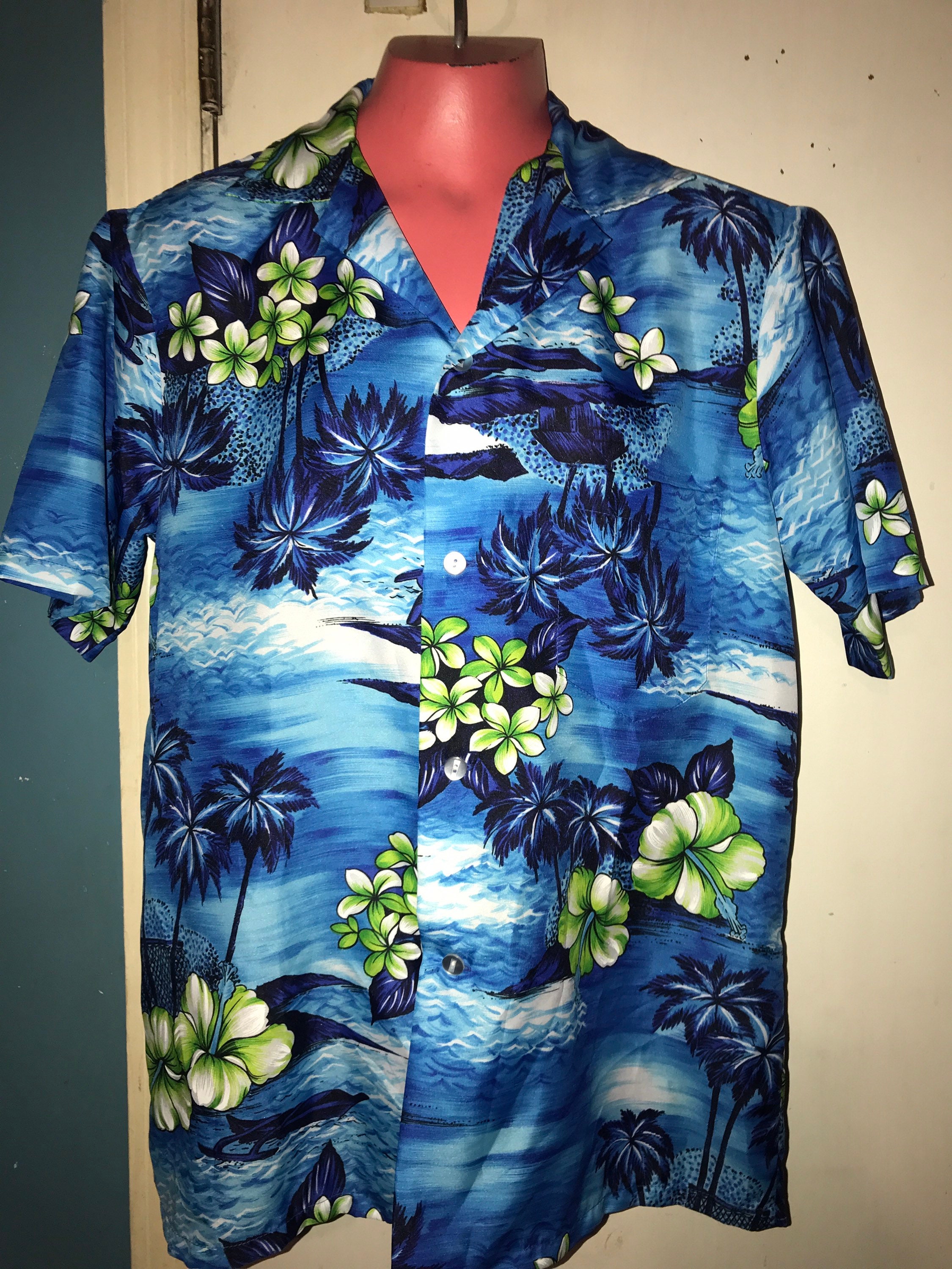 Vintage Hukilau Fashions Hawaiian Shirt 