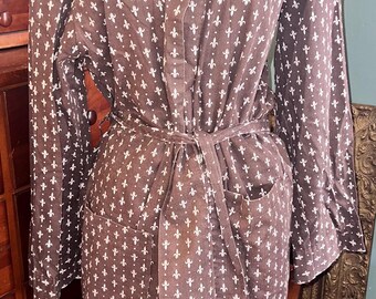 Vintage 1950’s Men’s Brown Leisure Robe, Fleur di Les Robe