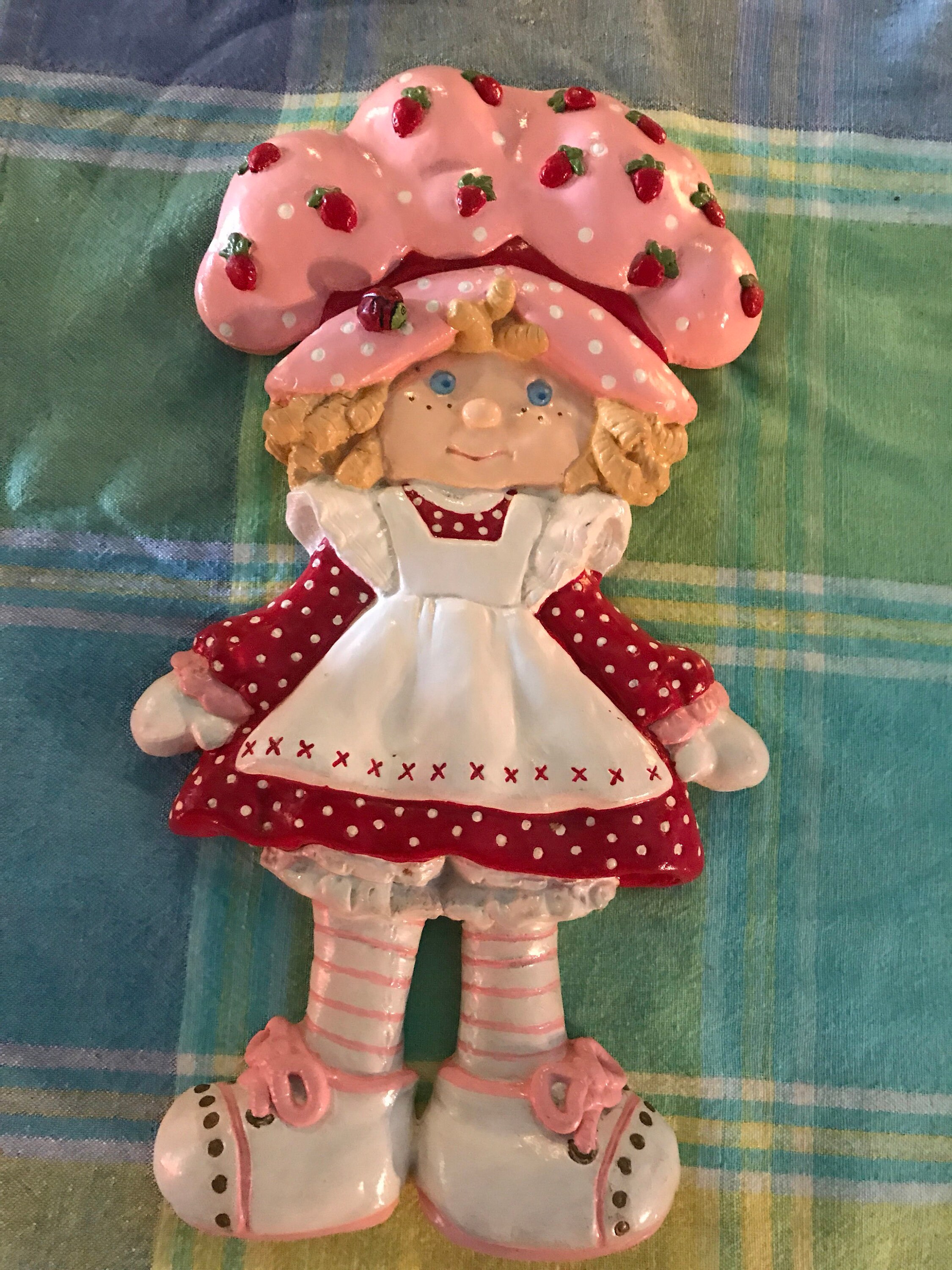 Vintage Chalkware Strawberry Shortcake. Strawberry Shortcake Wall