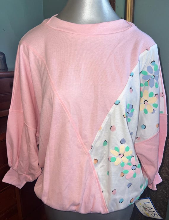 Vintage NWT 80's Pink Pastel Floral Sweatshirt, Size Large Petites