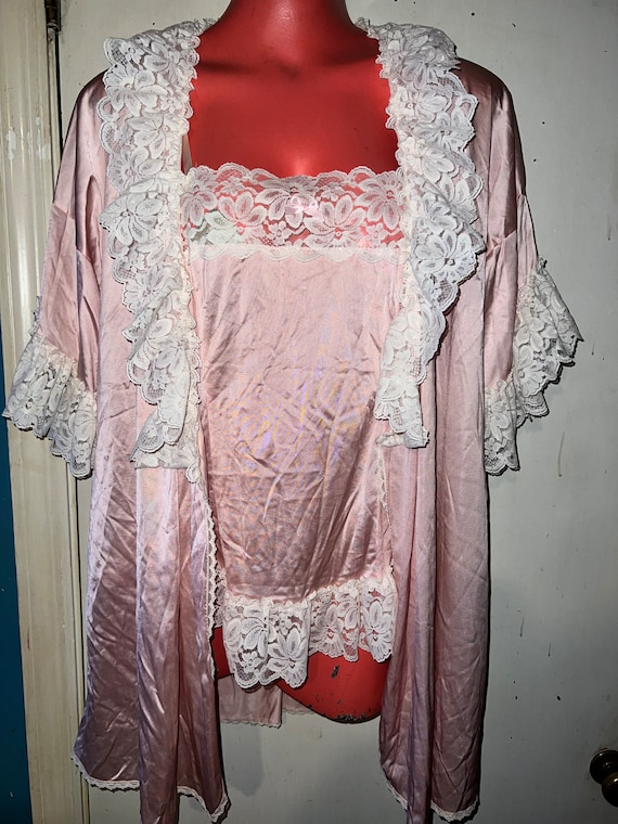 Vintage 1970’s Camisole and Robe Set. Blush Pink and Lace Camisole With Short Open Robe, Adorable Camisole Set Size Large
