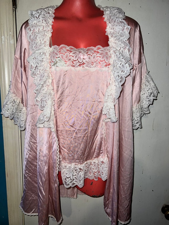 Vintage 1970’s Camisole and Robe Set. Blush Pink and Lace Camisole With Short Open Robe, Adorable Camisole Set Size Large