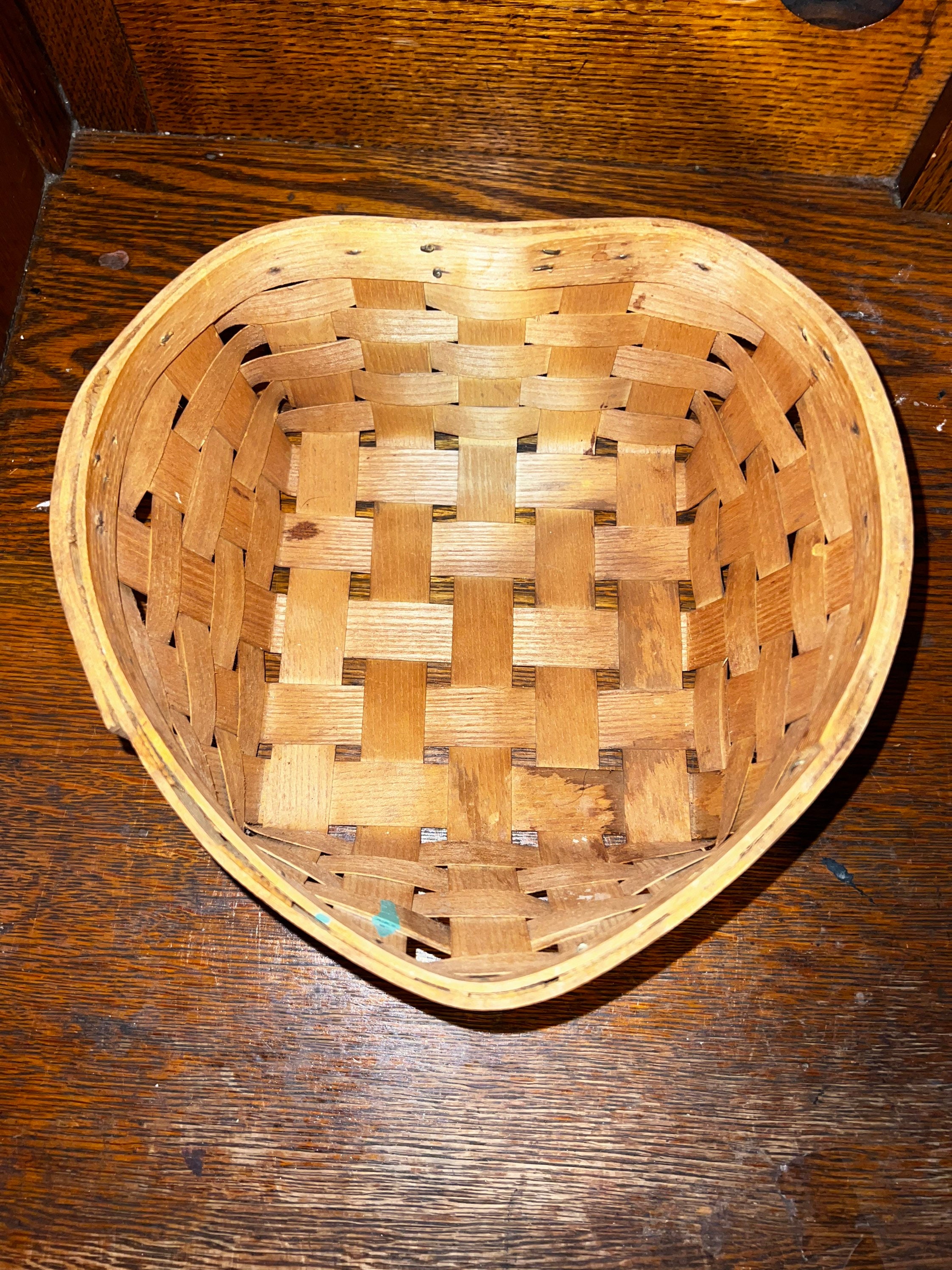 Vintage Woven Peterboro Basket. Heart Shaped Peterboro Basket. Woven