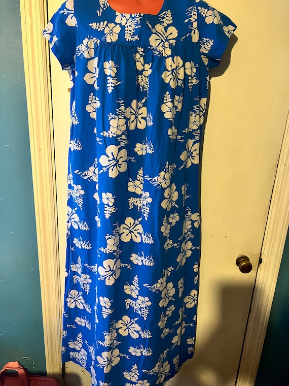 Vintage Blue Hawaiian Dress. Women’s Ui Maikau Haw