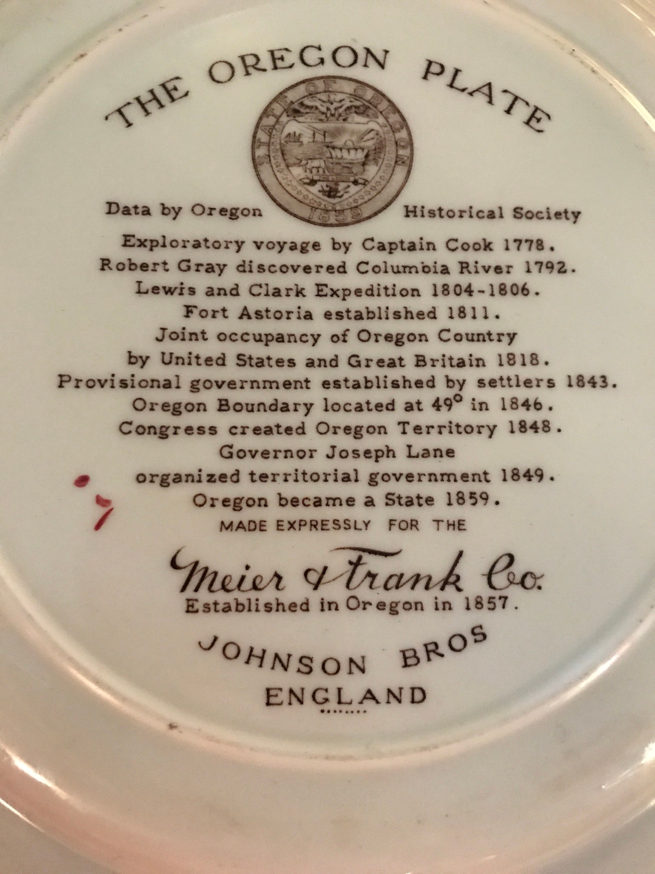 Vintage Oregon State Plate. Vintage Johnson Brothers Oregon Plate