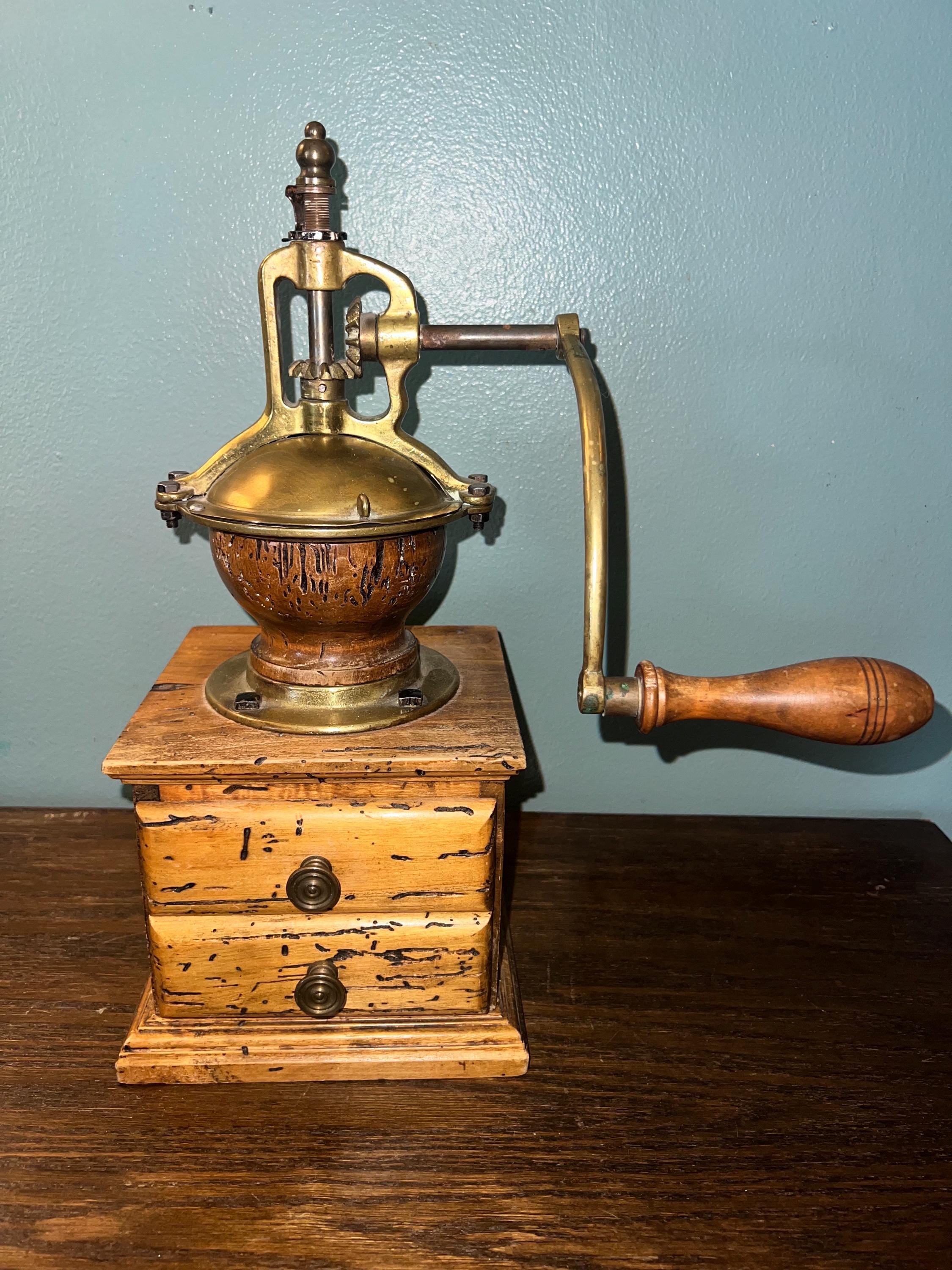 コーヒー豆入れ　ヴィンテージ　イタリア　Baludelli Antique Italian Coffee Grinder - Etsy