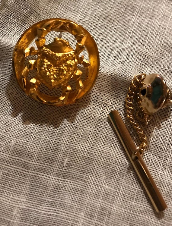 1950’s Swank Gold Tone Crab, Cancer Zodiac Tie Tac