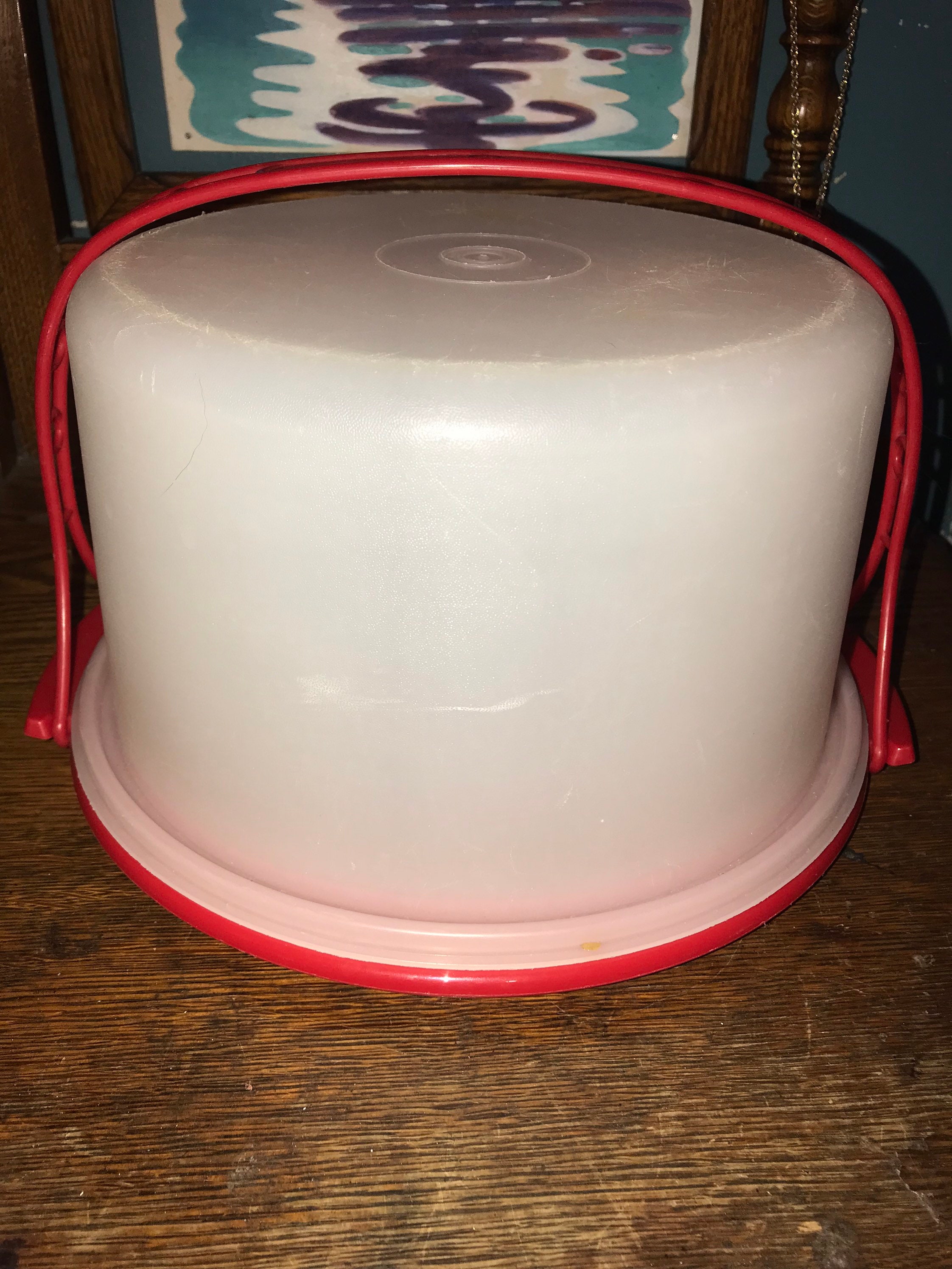 Vintage 1980’s Tupperware Red Cake Carrier. Red Tupperware Cake Holder