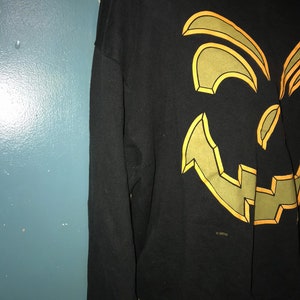 Vintage Ugly Halloween Sweatshirt. Ugly Halloween Scary Pumpkin Face Sweatshirt. Halloween Sweatshirt. Size XL image 3