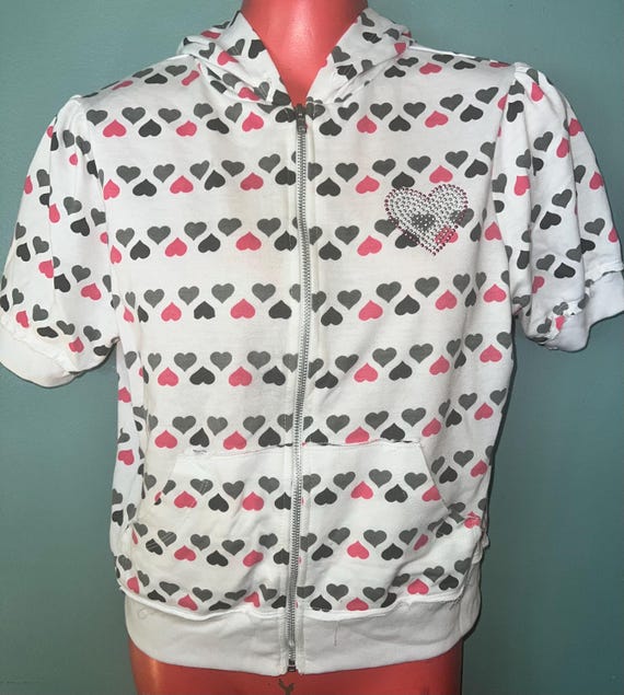 Vintage 2000’s White With Hearts All Over Hoodie Zippered Shirt, Size Medium