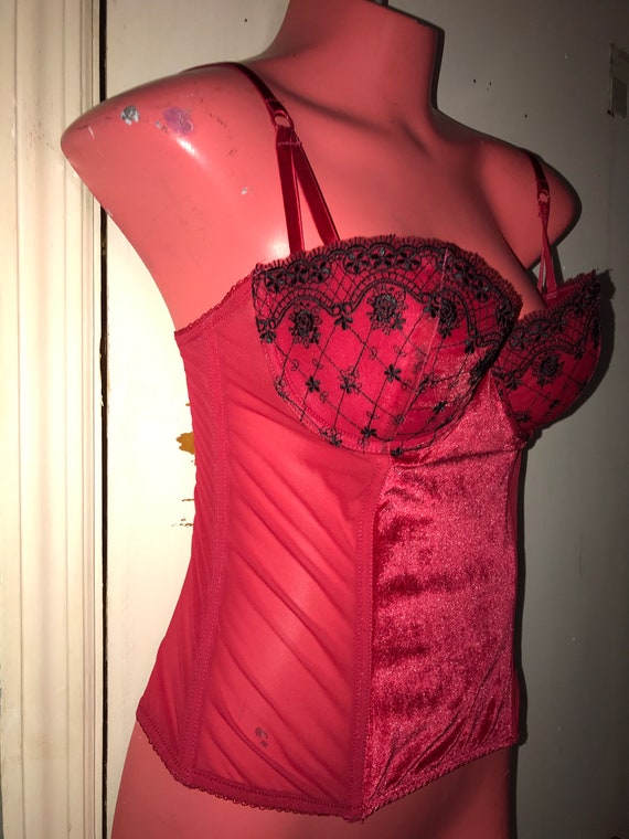 Vintage Lace Corset Lingerie. Black and Red Velvet La… - Gem