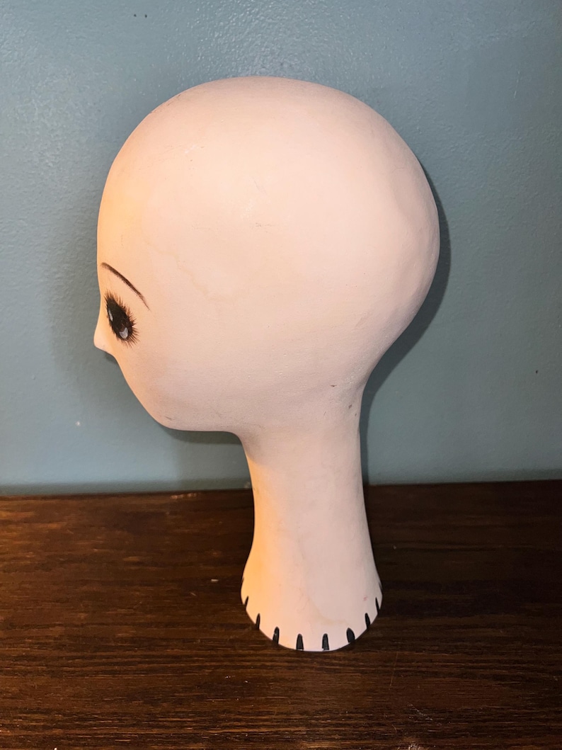 Vintage 1980’s Fiber Glass Lady Mannequin Head, Long Neck bild 5
