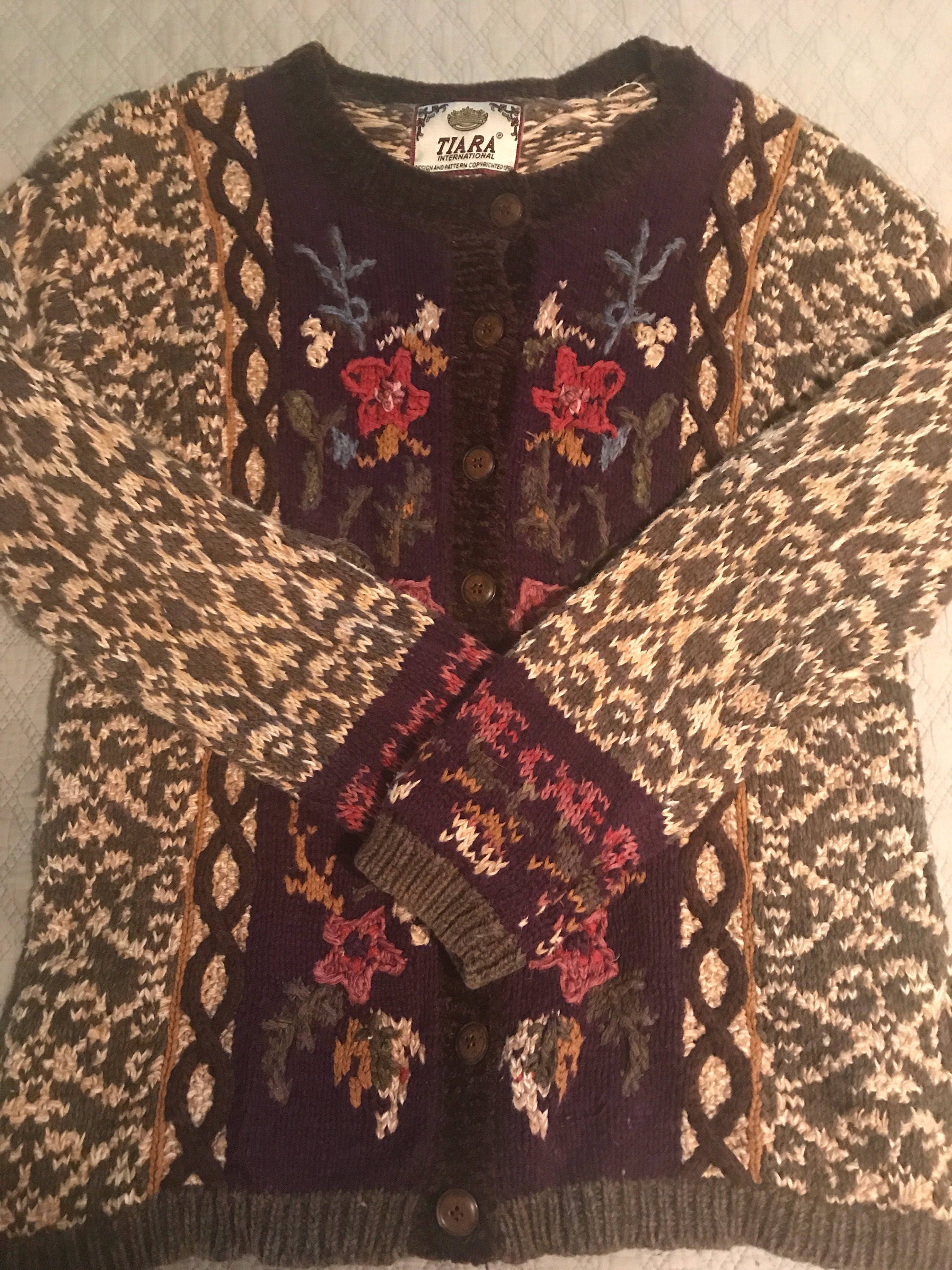 Vintage Sweater. Tiara International Sweater. Vintage Flower Sweater. Colorful 1980's Sweater