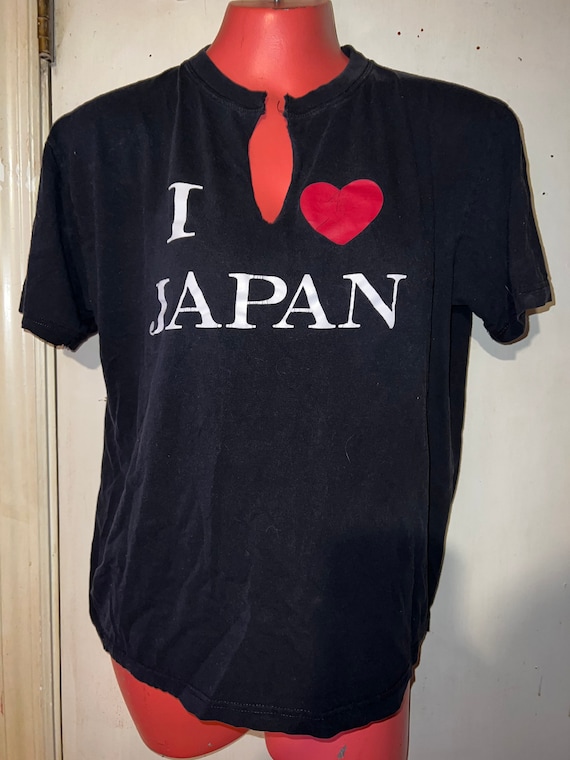 Vintage I Heart Japan Tshirt. I Heart Japan Tshirt