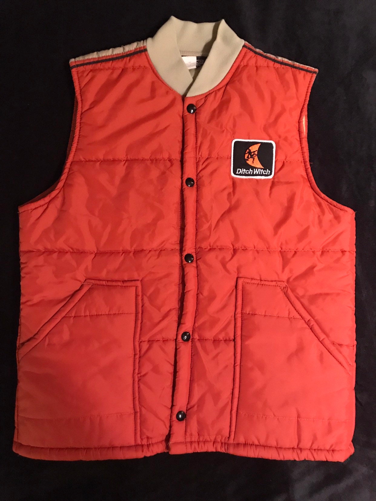 Vintage Men's Puffer Vest. Men's Ditch Witch Puffy Vest. Men's Orange ...