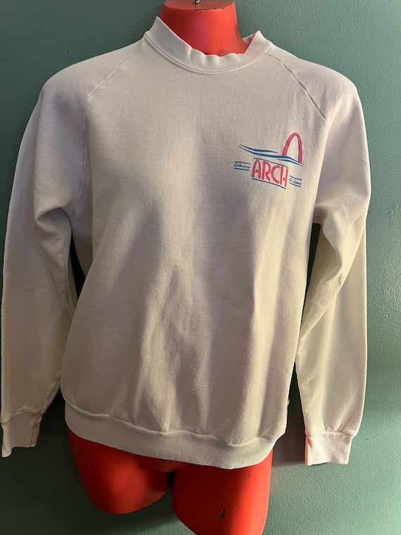 Vintage 80's St. Louis Arch Sweatshirt. Cool 80s S