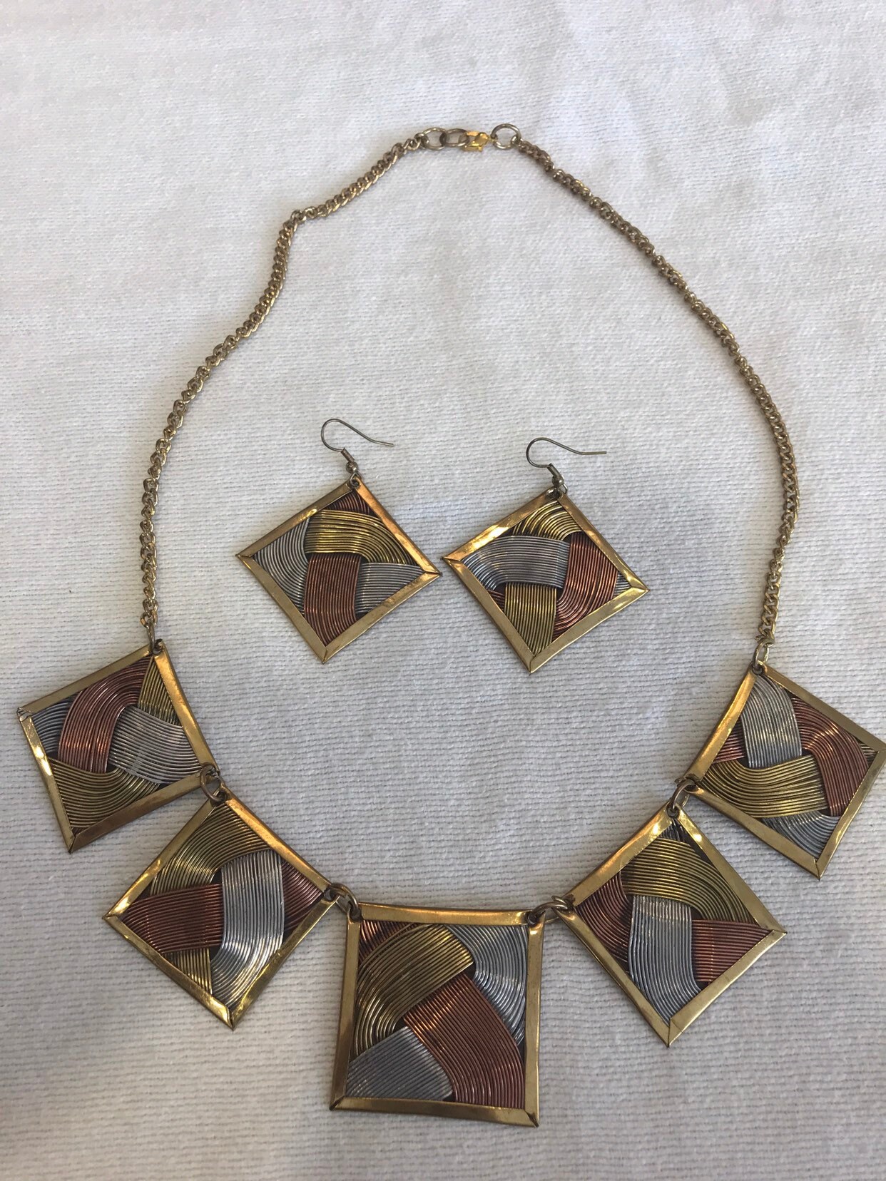 Brass Necklace. Vintage Brass Metal Necklace and Earrings. Brass Copper