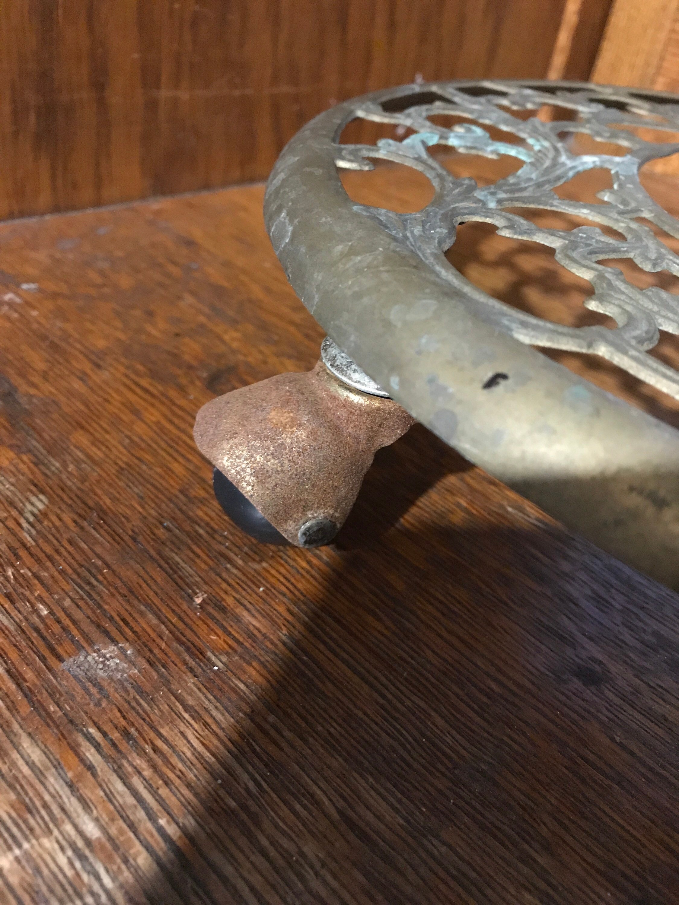 Vintage Brass Plant Stand. Vintage Brass Intricate Potted Plant Stand