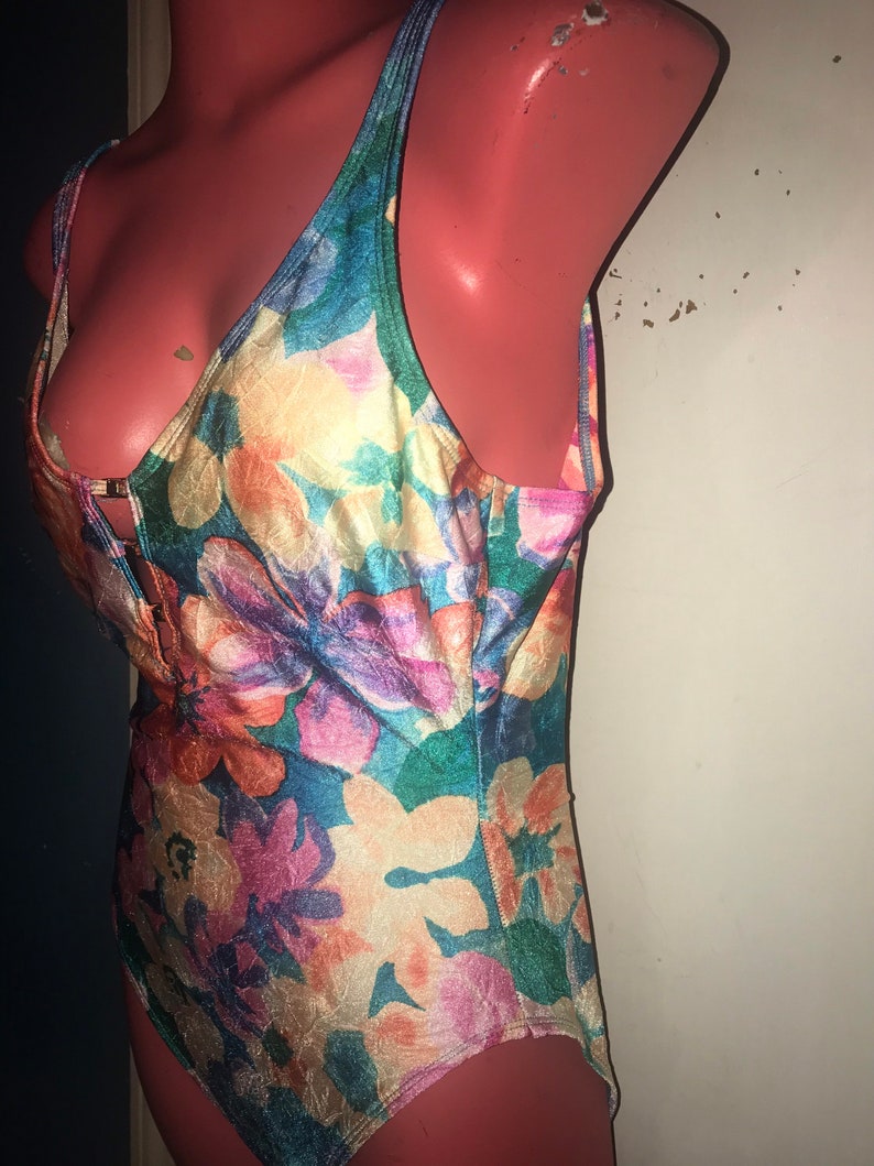 Vintage 1980's Swimsuit. Vintage Colorful Floral Swimsuit. Bathing Suit. 1980's Floral Bathing Suit. Size 12 image 4