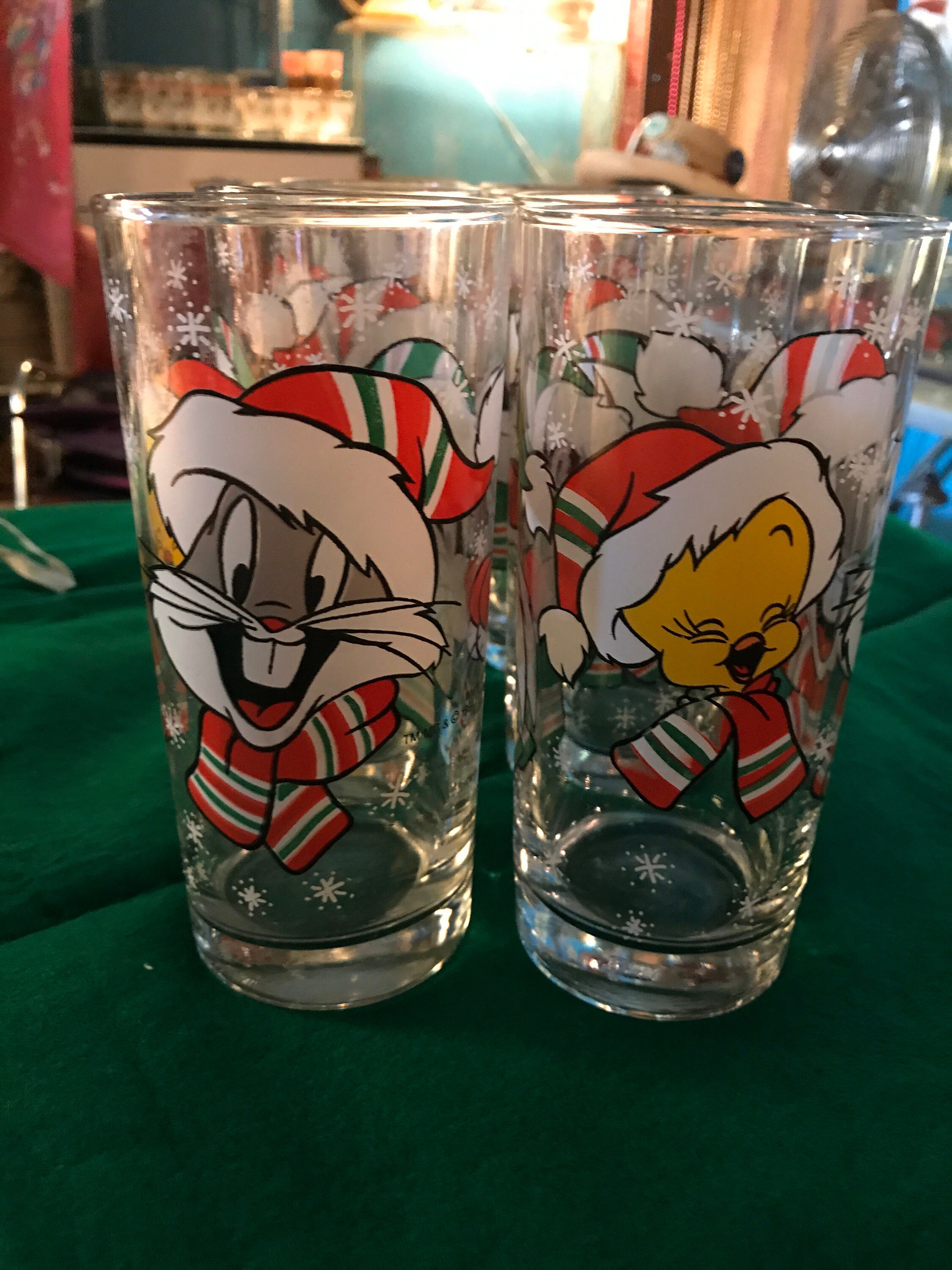 Vintage Looney Tunes Christmas Glasses. 1990's Looney Tunes Christmas