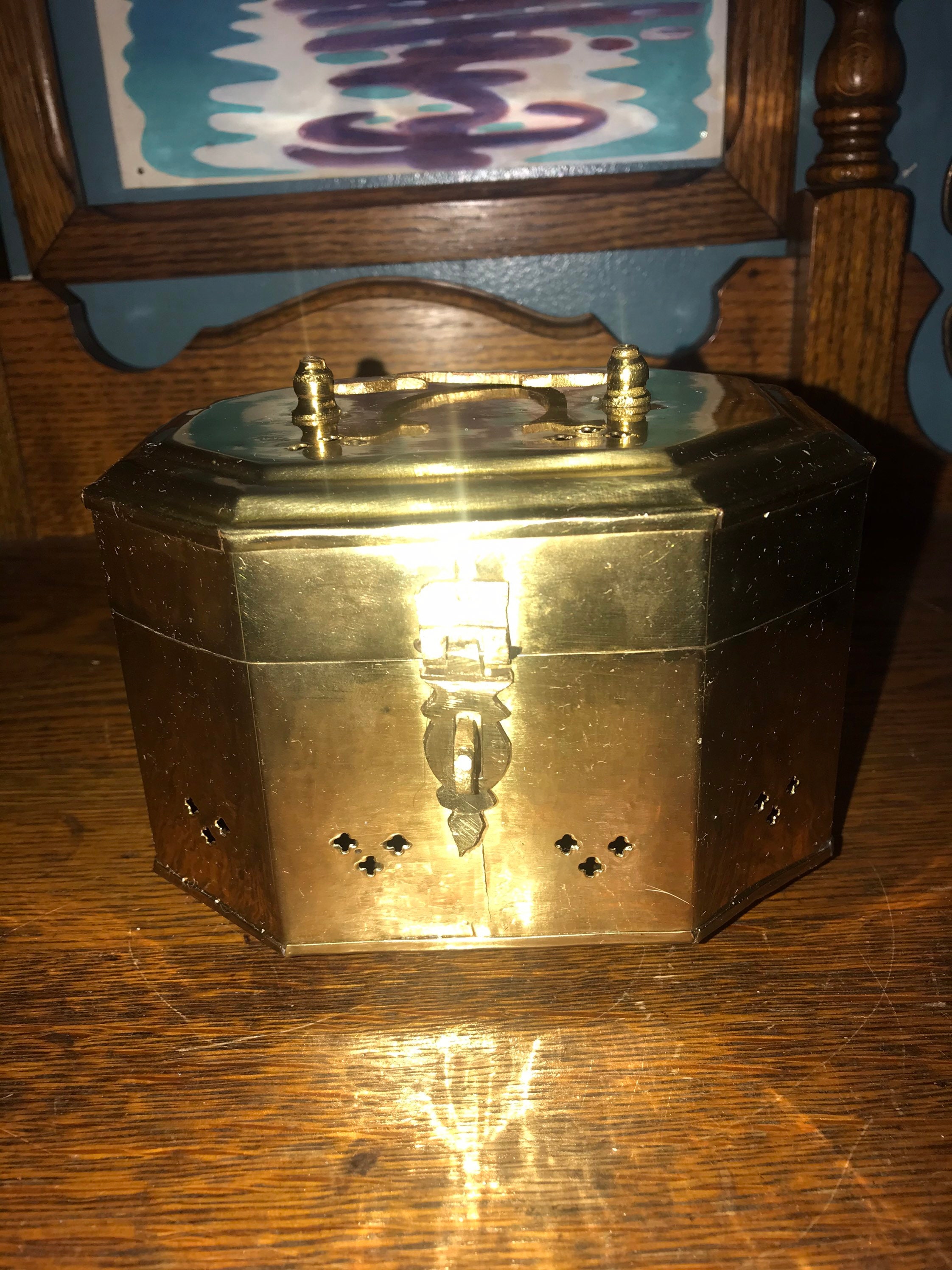 Vintage Brass Box Cricket Box. Vintage Shiny Brass. Trinket Box. Brass