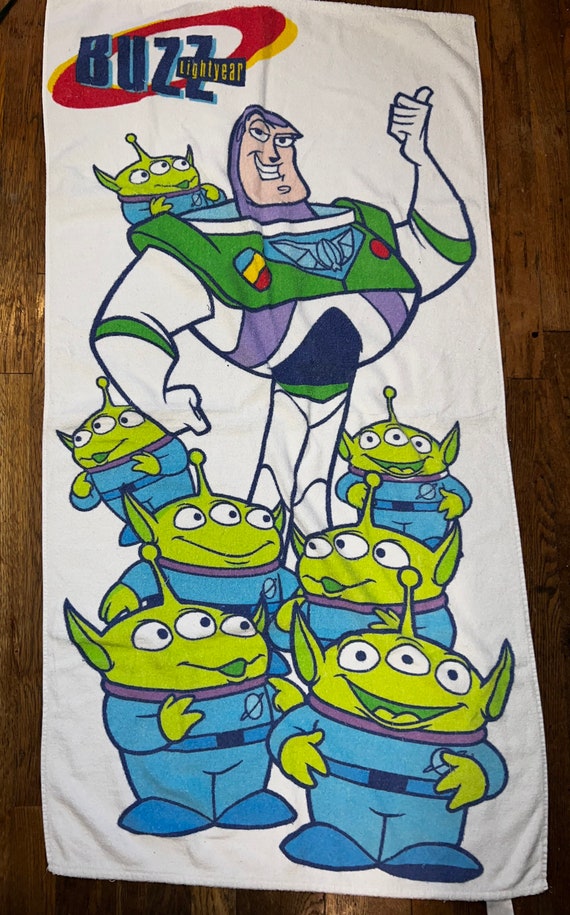 Vintage 90’s Buzz Lightyear Beach Towel. Vintage Beach Towel. Buzz Lightyear Beach Towel.