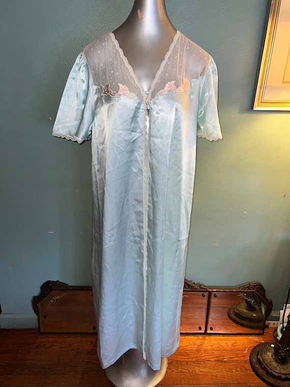 Vintage Blue Barbizon Romantic Robe. Long Baby Blu