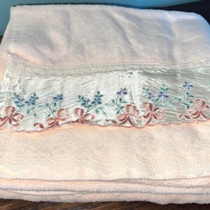 Vintage 1980’s NWOT Pink Towels With Satin and Lace, Set of Two Bath Towels