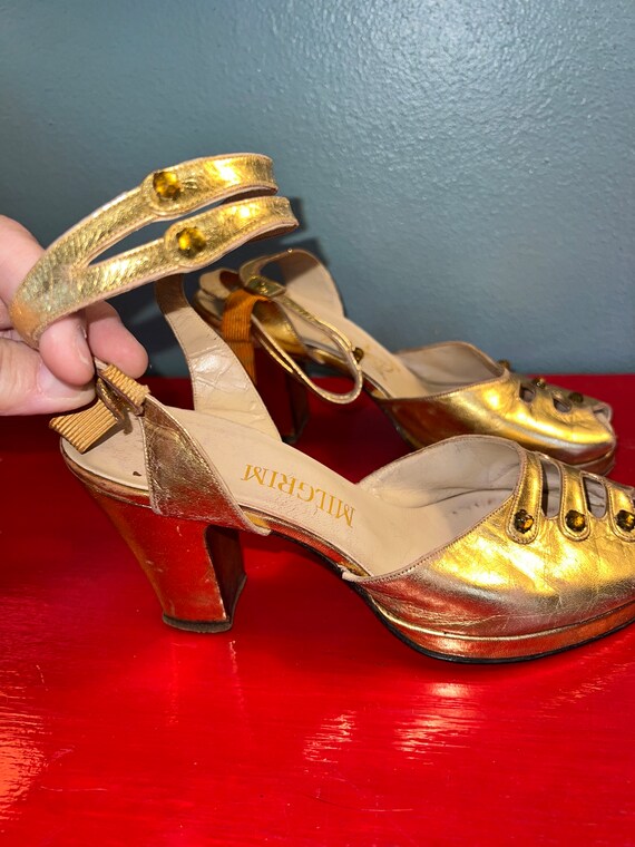 Vintage 1960’s Gold Disco Heels . Metallic Gold S… - image 3