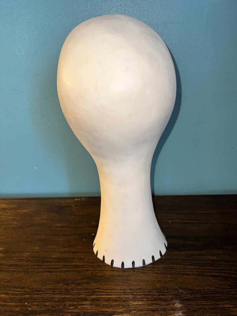 Vintage 1980’s Fiber Glass Lady Mannequin Head, Long Neck bild 6