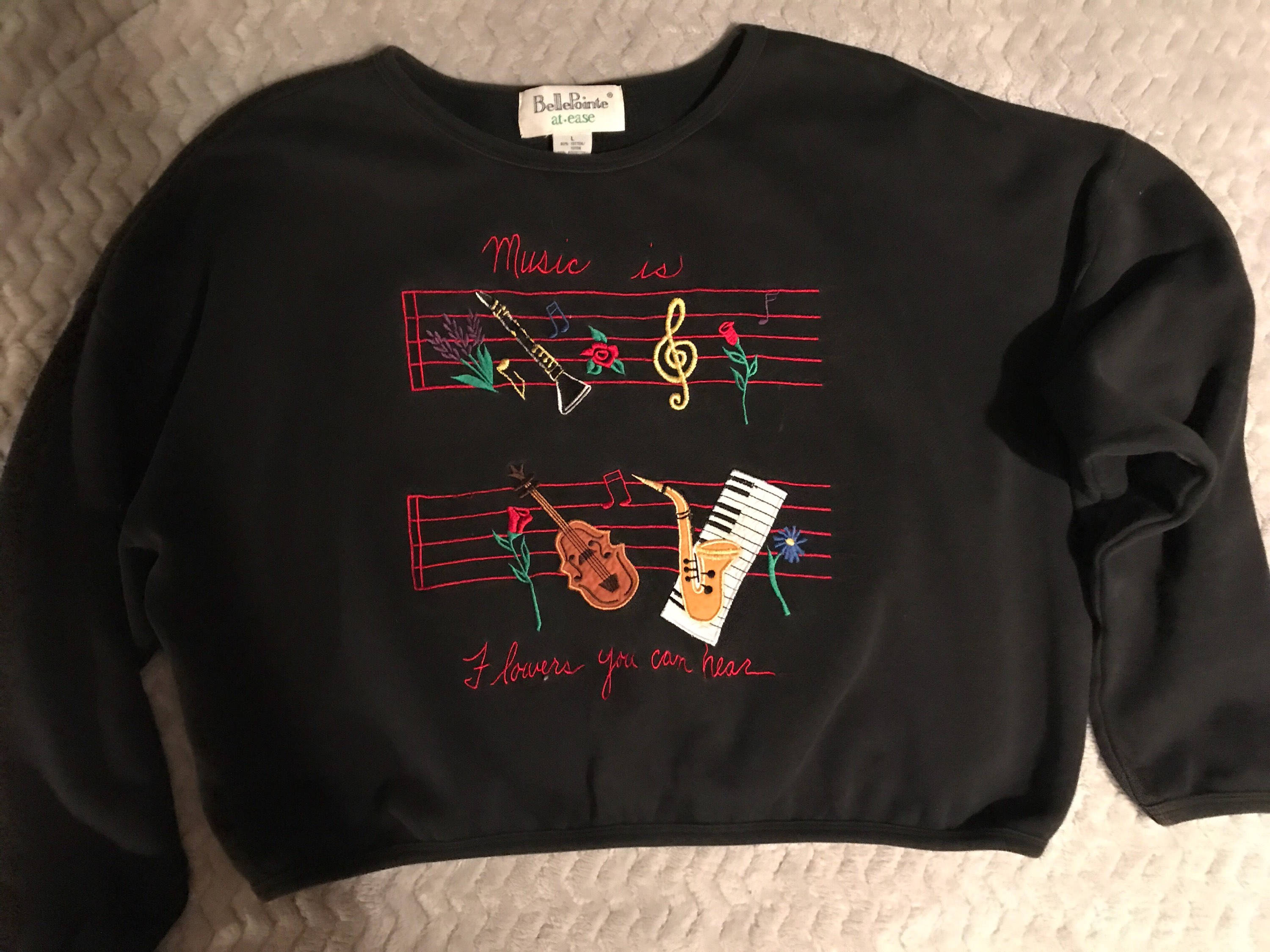 Vintage 80's Sweatshirt. Music Sweatshirt. Black Sweatshirt. Womens