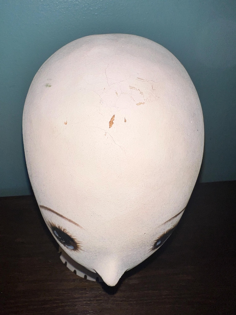 Vintage 1980’s Fiber Glass Lady Mannequin Head, Long Neck bild 3