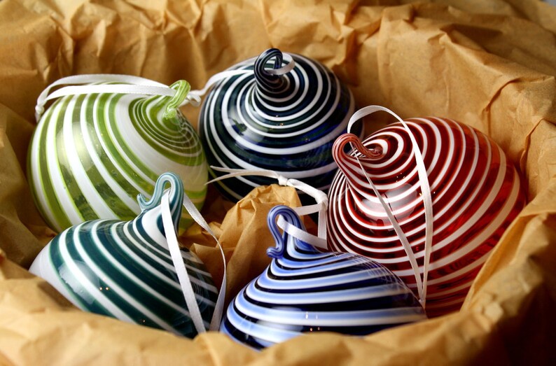 Red swirl blown glass ornament image 3