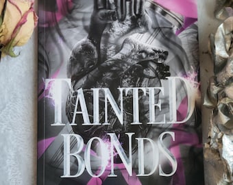 Besmittade band – Mörk fantasy-roman i pocketbok | Från fiender till älskande | Signerat pocketexemplar