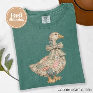 Faux Patchwork Grandmacore Goose T-Shirt – Easter graphic tee, floral retro coquette duck shirt, cottagecore gingham spring tee G321_1 image 6