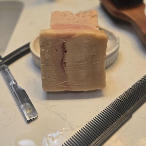 Old Money Men’s Soap Bar | Masculine Luxury Scent | Handcrafted Natural Soap | Gift for Him | Rugged Skincare for Men