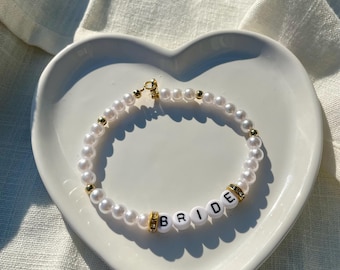 Pulseira de Noiva com Miçangas – Joia de Casamento Artesanal, Presente Elegante para Noiva, Pulseiras Minimalistas