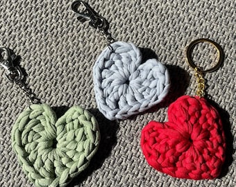 Handgemachte häkeln Herz Taschenanhänger / Schlüsselanhänger