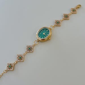 Dainty watch for women, Handmade Watch for Women, Vintage watches, Minimalist Watch for ladies, Gift For Her, Blue Wrist Watch Bracelet