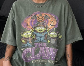 Camiseta de Halloween de Toy Story con los alienígenas de The Claw de Retro Comfort Colors, camiseta de Halloween de Toy Story, camiseta para viaje familiar de Halloween de Disney, temporada espeluznante