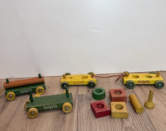 Lot Of Vintage Old Wooden Holgate Toy Trains Train Parts 11 Piece Lot