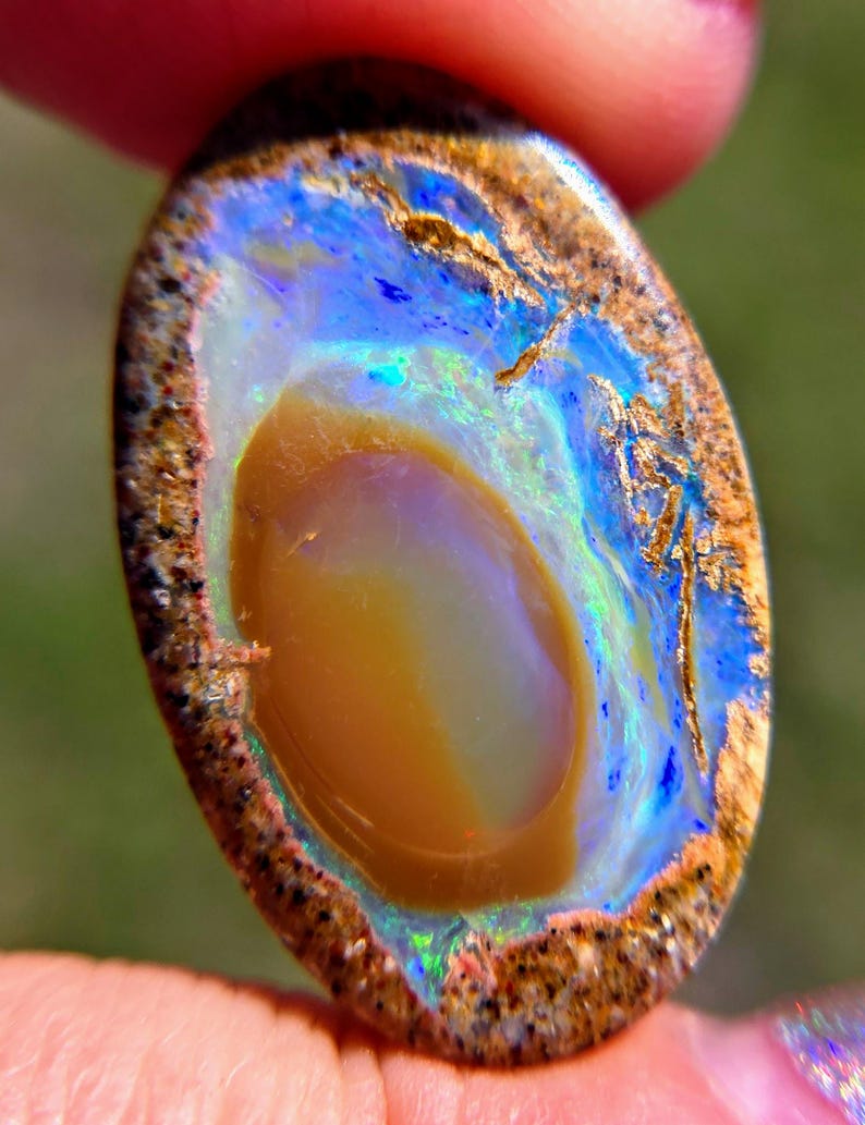 Translucent Vs Iridescent OOO-10.80 Ct Premium Polished Pipe Crystal Australian Boulder Opal ...