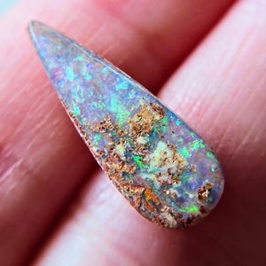 3,50 ct Belle pipe en cristal d'Australie, opale boulder, lisse non percée cabochon 20 mm x 7 mm x 4 mm