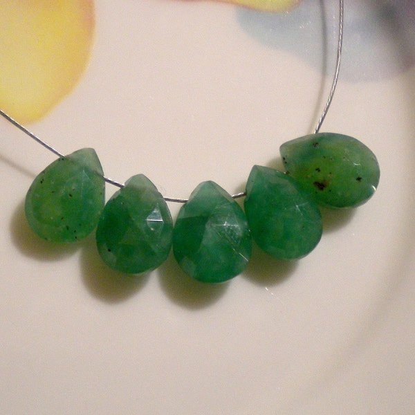 Set of 5-- Genuine Emerald faceted pear briolettes 10mm x 6mm to 10mm x 7mm