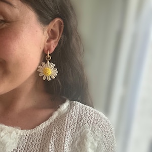 Woven Daisy Earrings