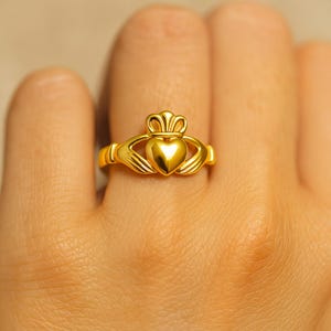 18ct Gold Vermeil Claddagh Ring – Irish Love, Loyalty & Friendship Ring – Gold Celtic Promise Ring – Handmade Jewelry Gift